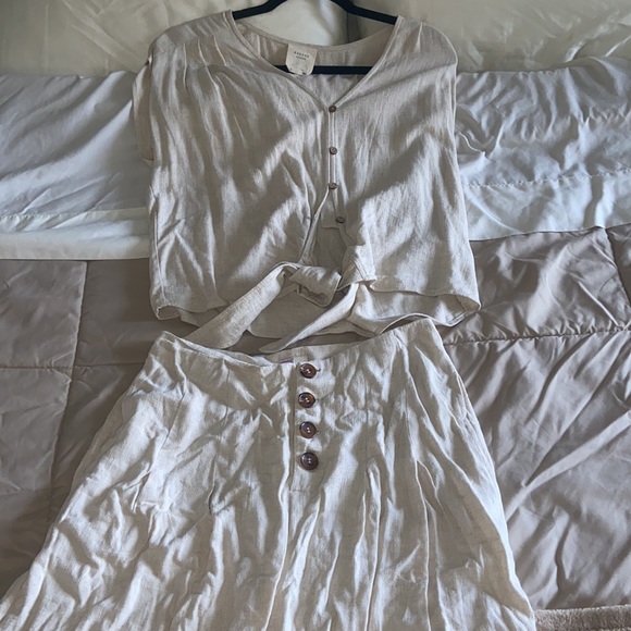 2 piece set top size - Picture 3 of 3